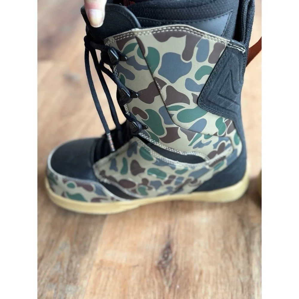 ThirtyTwo Lashed Men's Snowboard Boots Sz 11.5 Camouflage Winter Sports *Read